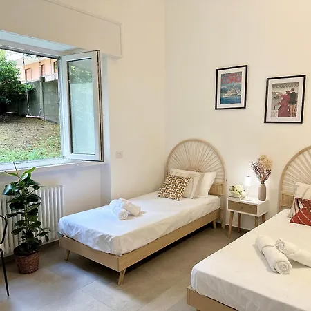 Charme Apartment Como